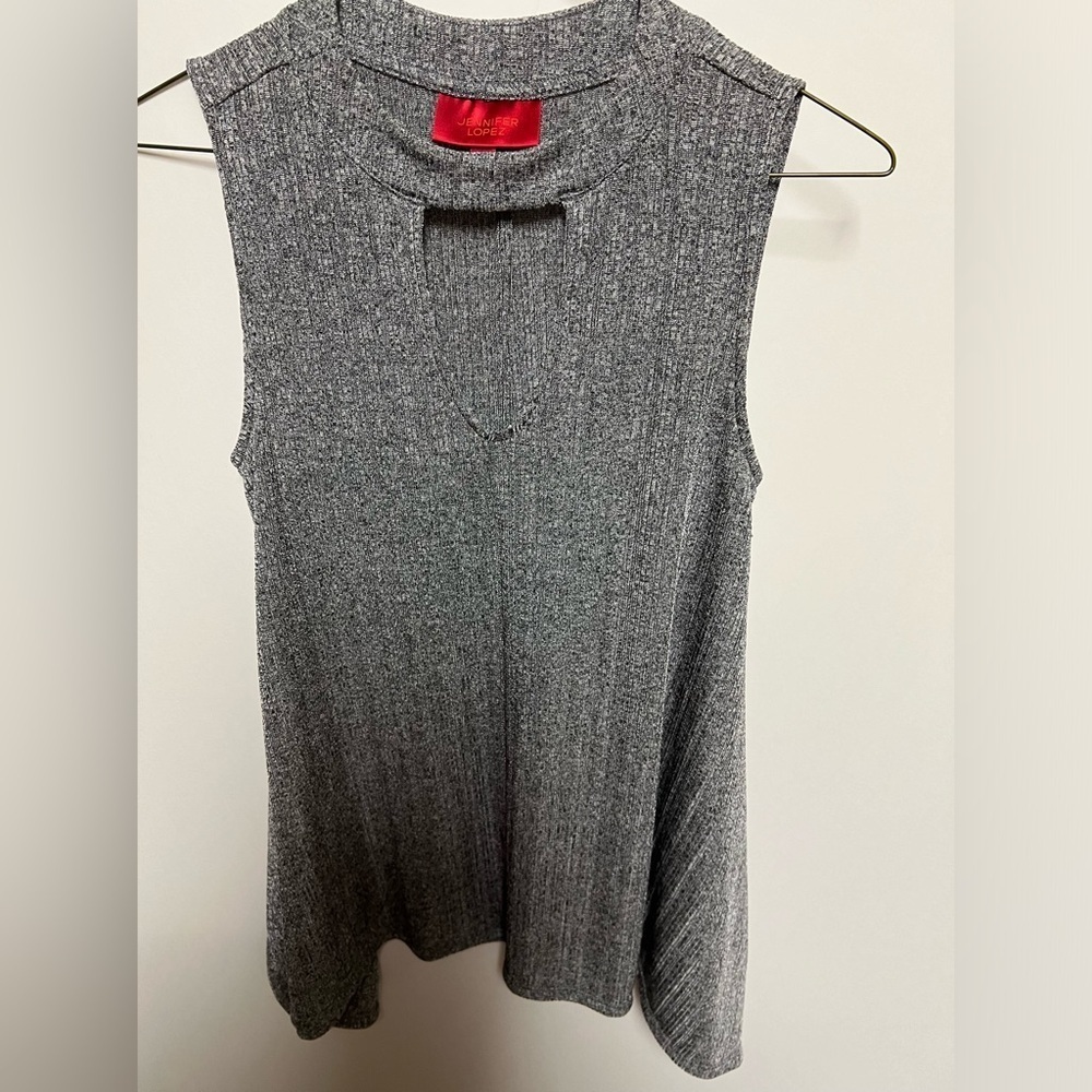 JENNIFER LOPEZ GREY AND BLACK SHIMMER TANK TOP SIZE SMALL.